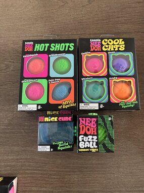 NeeDoh ULTIMATE Bundle Lot 4 Hot Shots Cool Cats Cube Fuzz Ball